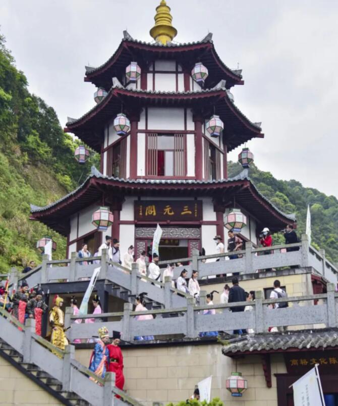 淳安生态旅游秘境:千岛湖茶乡与山野美景 宋韵市集
