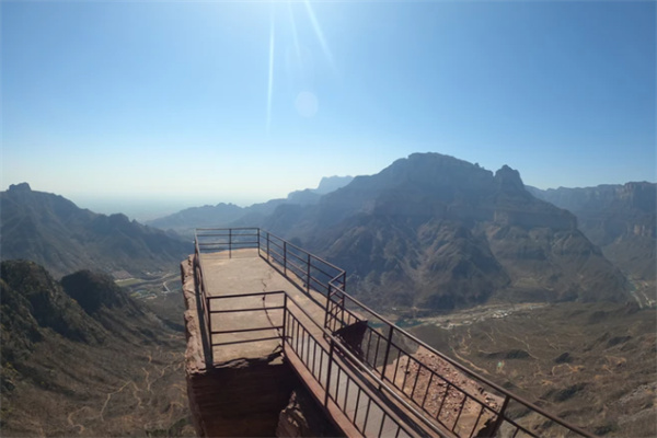 探秘天界山:云峰画廊与老爷顶的自然奇观 归真台