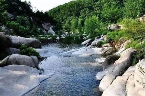 罗姐寨与七星潭,彰显原始山水的自然魅力 溪水