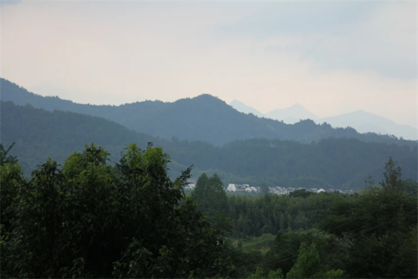 谷雨晴楼:山水之间的静谧桃源 山景
