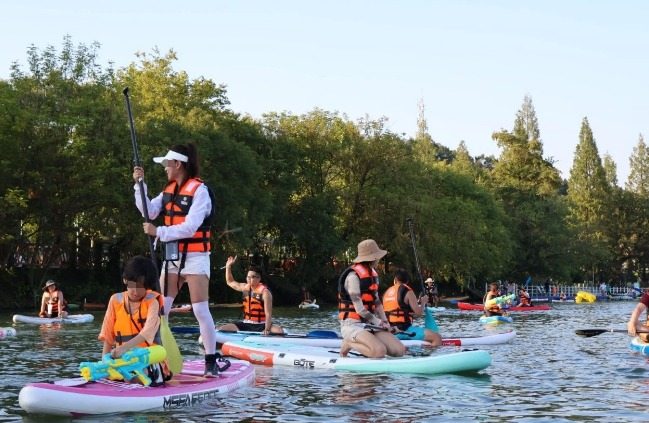 “赋石·溪游记”生态水上乐园