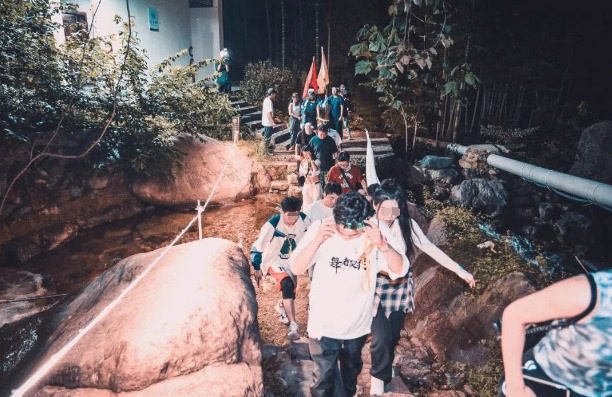 高考后福利来袭!准考证变万能钥匙享景区优惠 云上夜爬